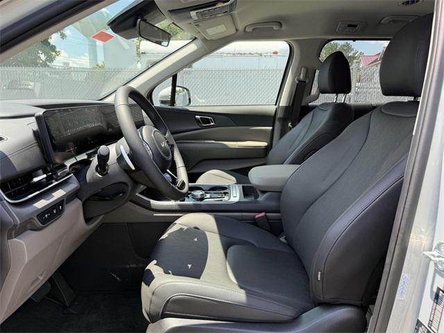 new 2026 Kia Carnival Hybrid car, priced at $43,070
