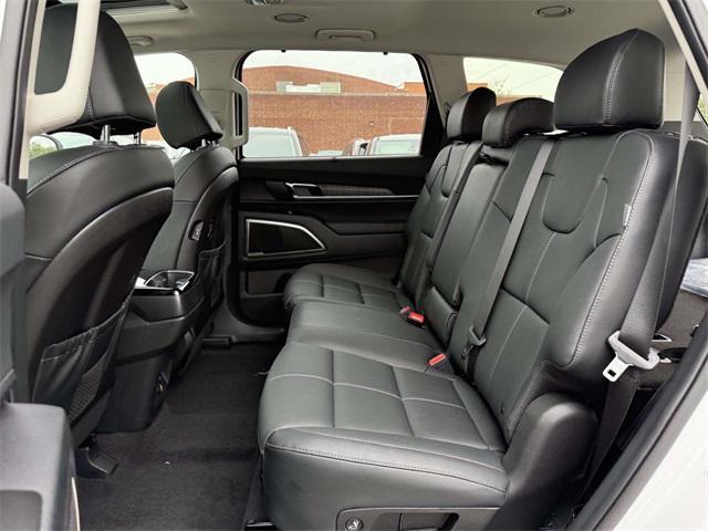 new 2025 Kia Telluride car, priced at $44,050