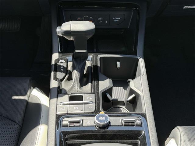 new 2025 Kia K5 car, priced at $30,355