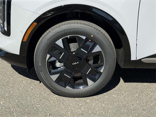 new 2026 Kia Sportage Hybrid car, priced at $40,329