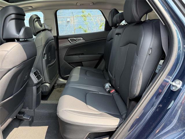 new 2025 Kia Sportage Hybrid car, priced at $34,030
