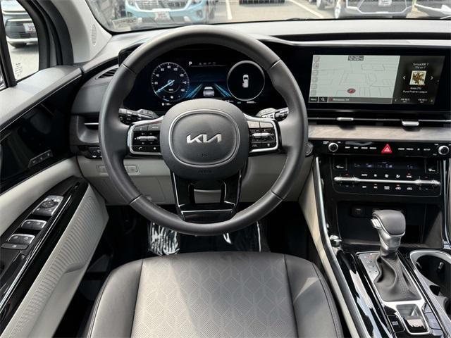 used 2024 Kia Carnival car, priced at $35,800