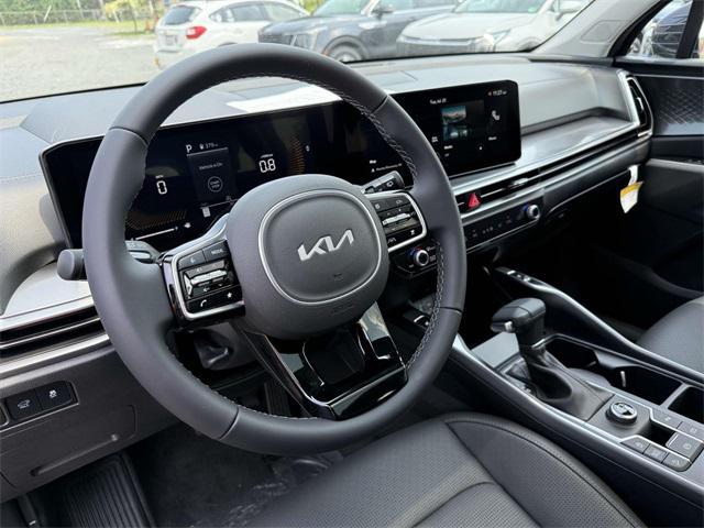 new 2025 Kia Sorento car, priced at $39,155