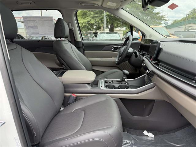 new 2026 Kia Carnival car, priced at $44,899