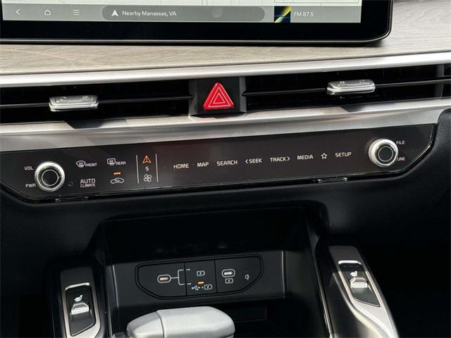 new 2026 Kia Sorento car, priced at $42,795