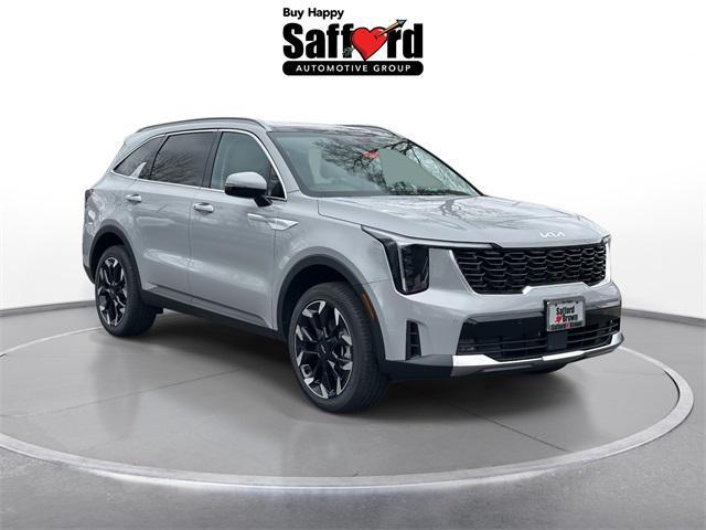 new 2025 Kia Sorento car, priced at $41,005
