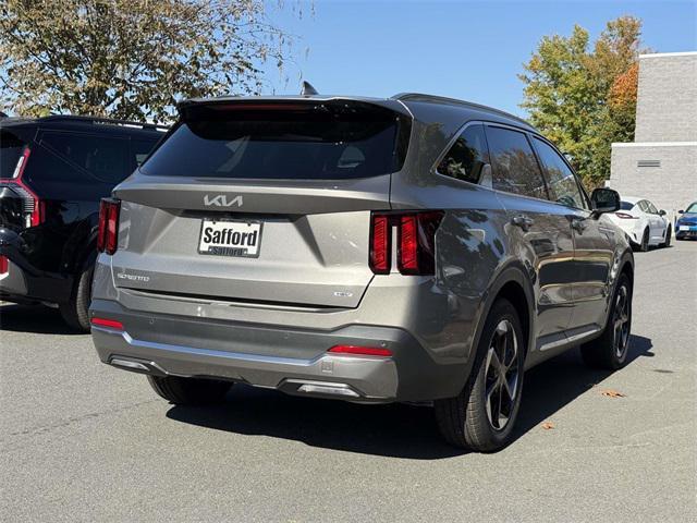 new 2026 Kia Sorento Hybrid car, priced at $42,975