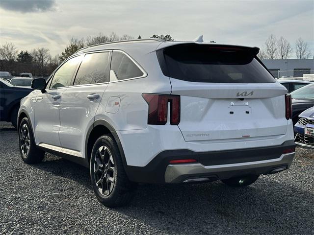 new 2025 Kia Sorento car, priced at $33,427