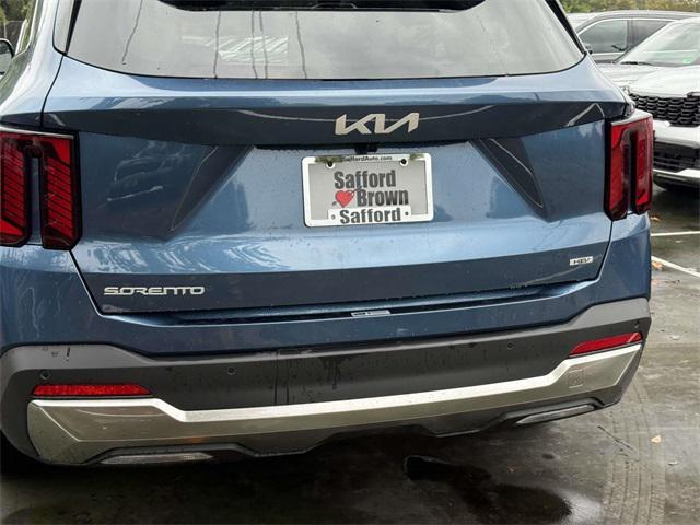 new 2025 Kia Sorento Hybrid car, priced at $44,100