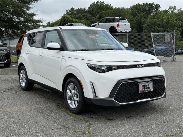 new 2025 Kia Soul car, priced at $21,880