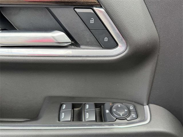 used 2025 Chevrolet Silverado 1500 car, priced at $48,975