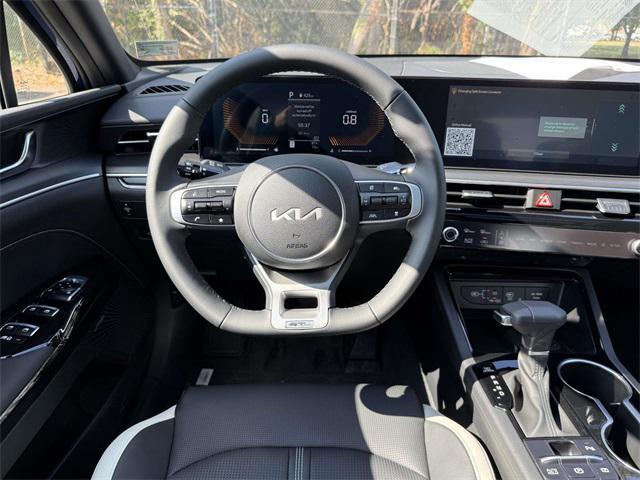 new 2026 Kia K5 car, priced at $30,062