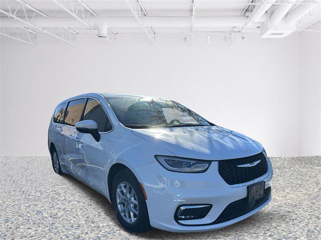 used 2023 Chrysler Pacifica car, priced at $23,249