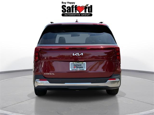 new 2025 Kia Carnival car, priced at $45,305