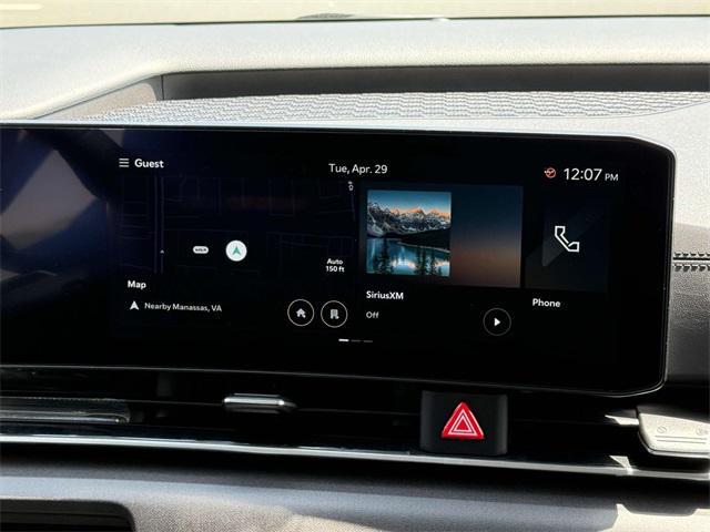 new 2025 Kia Carnival car, priced at $45,305