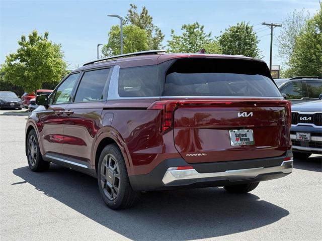 new 2025 Kia Carnival car, priced at $45,305