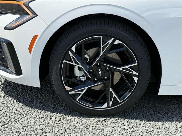 new 2025 Kia K5 car, priced at $30,617