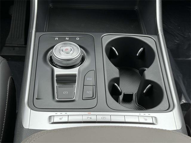 new 2026 Kia Carnival Hybrid car, priced at $39,982
