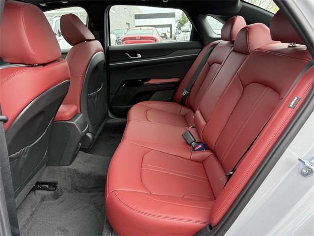 new 2025 Kia K5 car, priced at $31,050