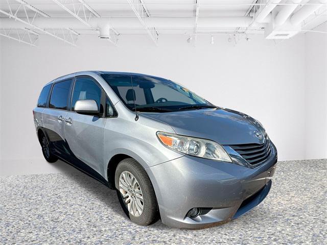 used 2014 Toyota Sienna car, priced at $14,922