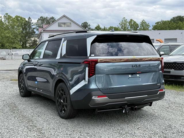 new 2025 Kia Carnival Hybrid car, priced at $53,290