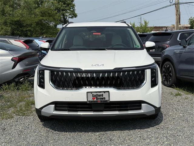 new 2025 Kia Carnival car, priced at $40,195