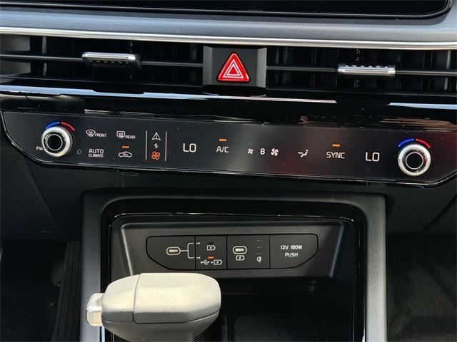 new 2025 Kia K5 car, priced at $31,970