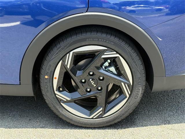 new 2025 Kia K4 car, priced at $24,073