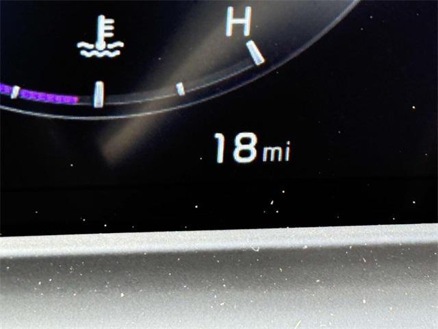 new 2025 Kia Seltos car, priced at $29,355