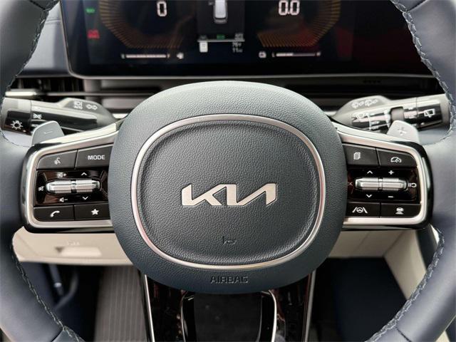 new 2026 Kia Carnival Hybrid car, priced at $42,570