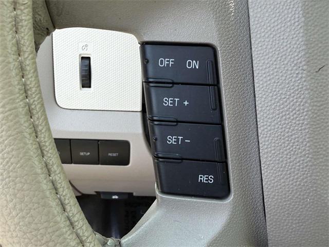 used 2009 Mercury Mariner Hybrid car, priced at $7,699