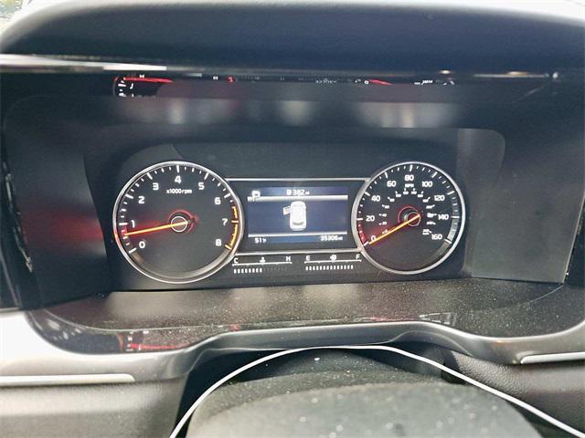 used 2023 Kia Sorento car, priced at $25,646