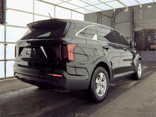 used 2023 Kia Sorento car, priced at $25,646
