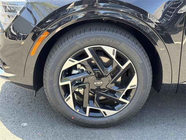 new 2025 Kia Sportage car, priced at $34,810
