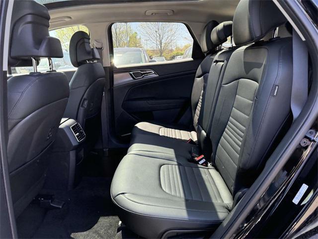 new 2025 Kia Sportage car, priced at $34,810