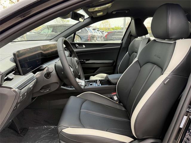 new 2025 Kia K5 car, priced at $29,780