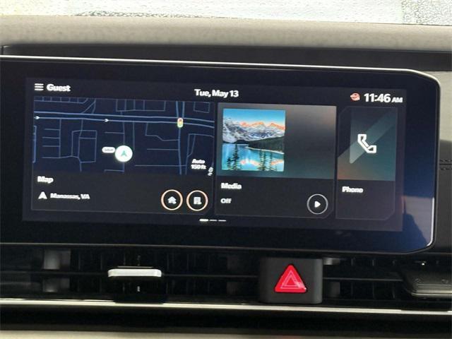 new 2025 Kia Carnival car, priced at $46,800