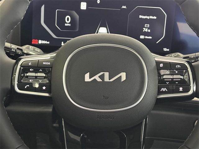 new 2025 Kia Carnival car, priced at $46,800