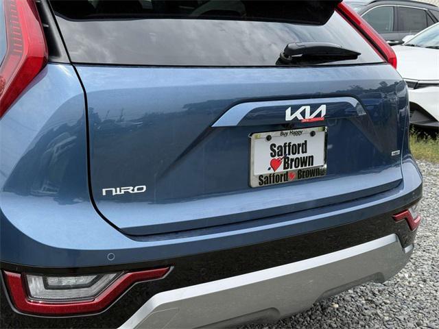 new 2025 Kia Niro car, priced at $35,190