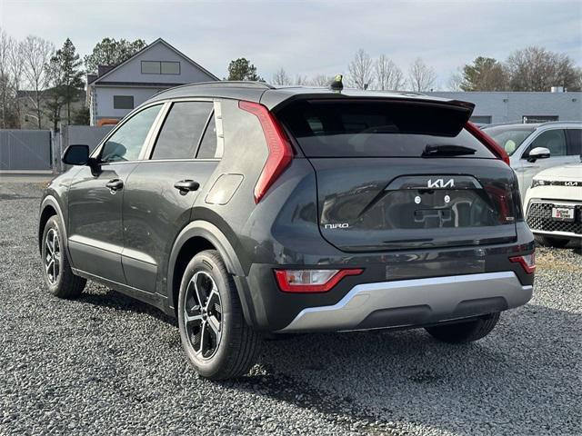 new 2025 Kia Niro car, priced at $28,206