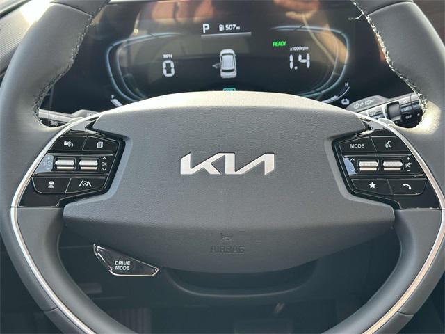 new 2025 Kia Niro car, priced at $28,206