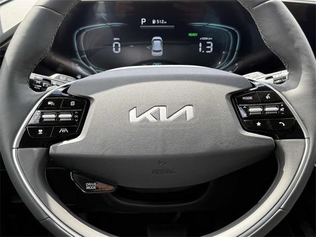 new 2025 Kia Niro car, priced at $33,305