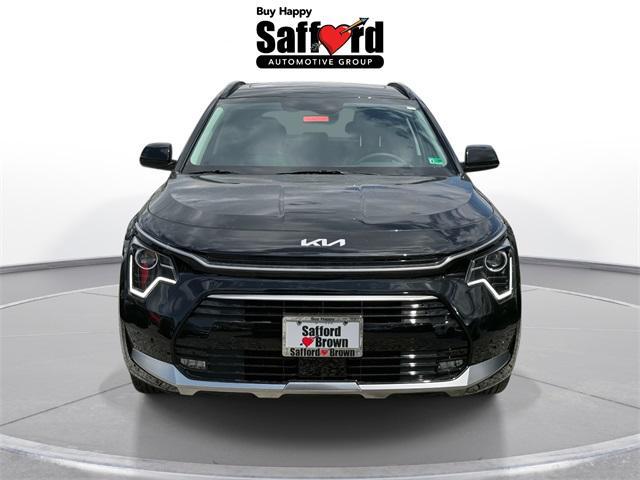 new 2025 Kia Niro car, priced at $33,305