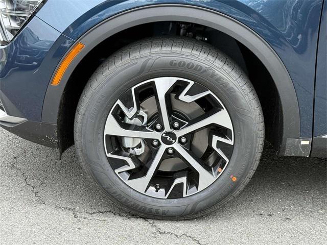 new 2025 Kia Sportage Hybrid car, priced at $32,550