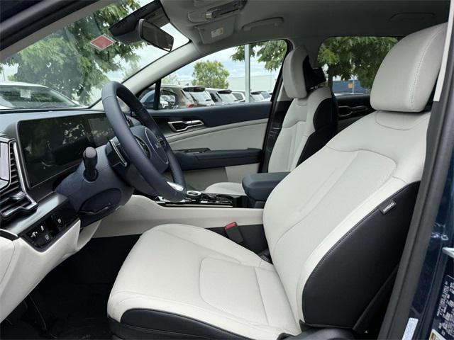 new 2025 Kia Sportage Hybrid car, priced at $32,550