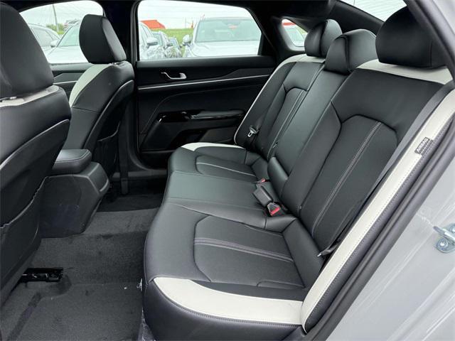 new 2026 Kia K5 car, priced at $32,274