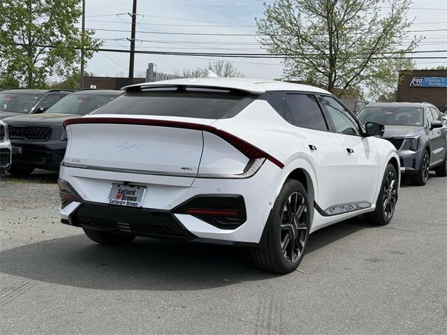 new 2025 Kia EV6 car, priced at $53,732
