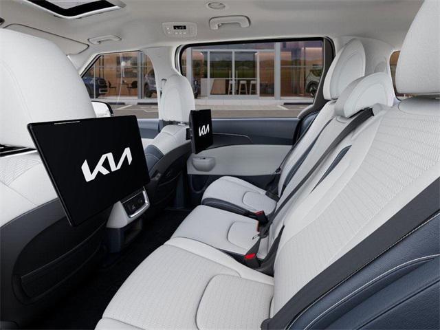 new 2025 Kia Carnival Hybrid car, priced at $54,580