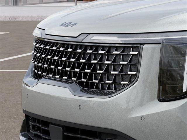 new 2025 Kia Carnival Hybrid car, priced at $54,580