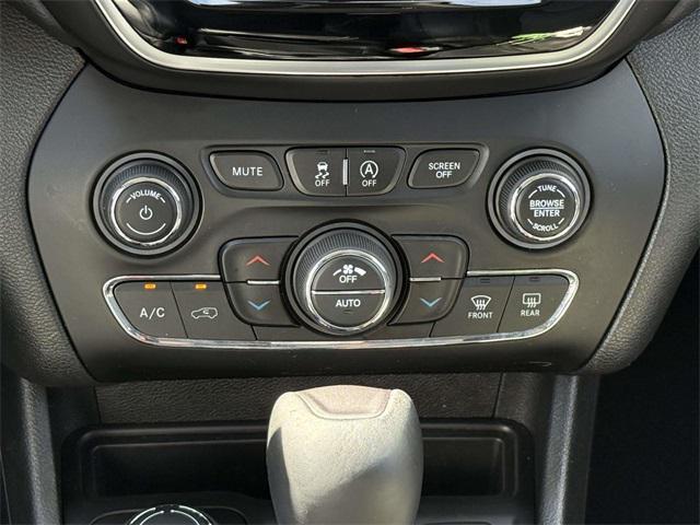 used 2019 Jeep Cherokee car, priced at $15,100